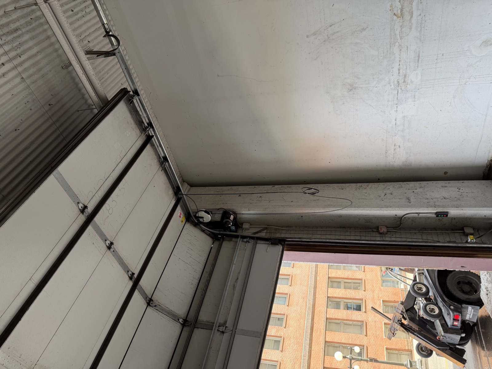Garage Door 2 - Tracks